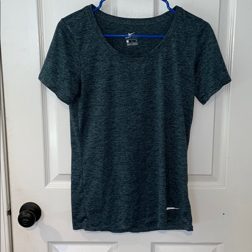 Nike tee shirt